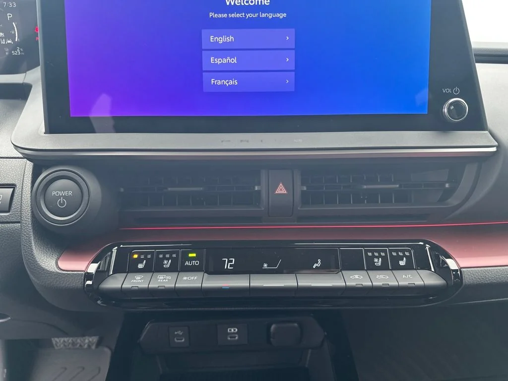 2026 Toyota Prius Plug-in Hybrid XSE Premium - Photo 21