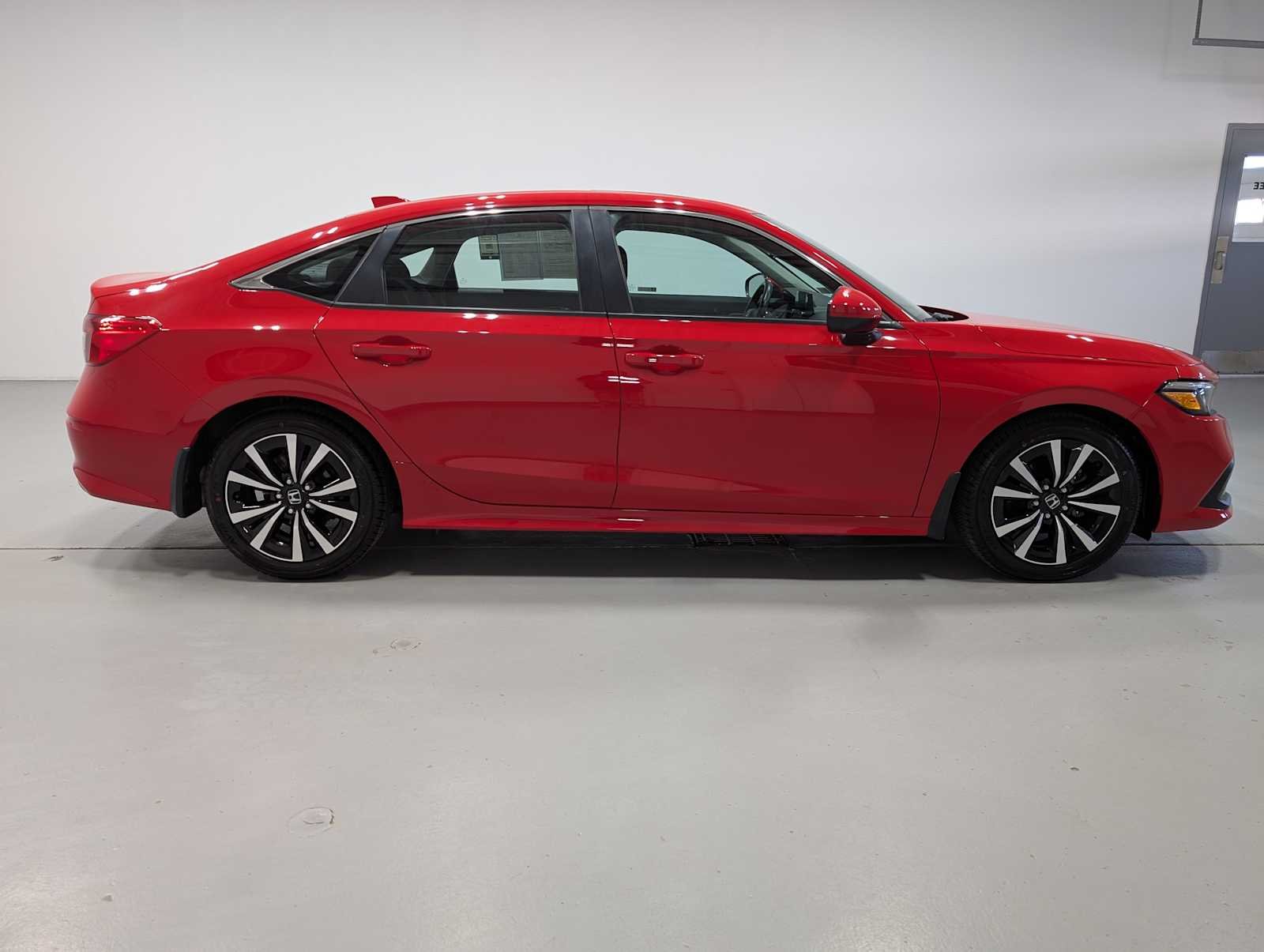 Used 2024 Rallye Red Honda EX image 7