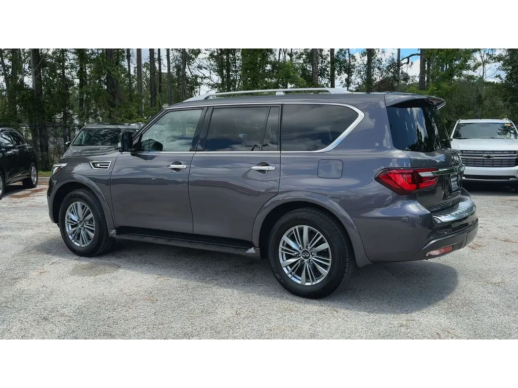 Certified Used 2024 Anthracite Gray INFINITI LUXE image 6
