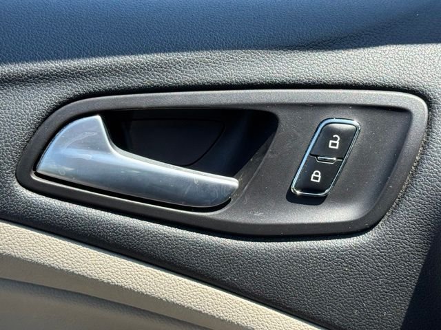 Used 2014 White Ford SE image 14