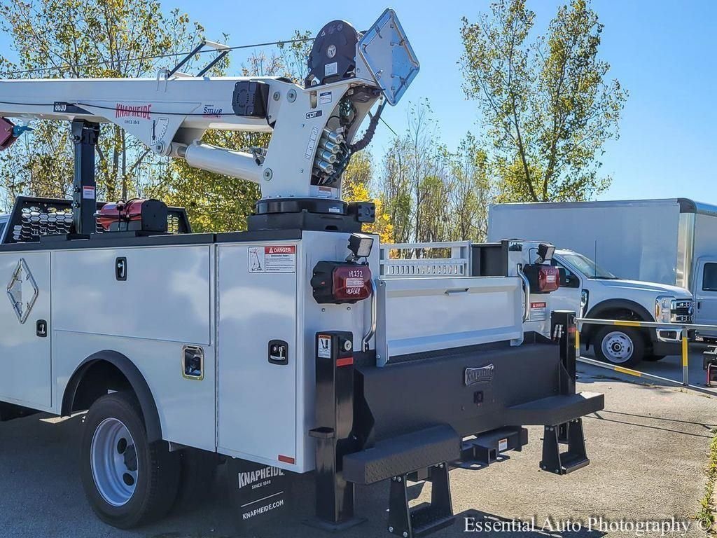 New 2023 White Ford XLT image 9