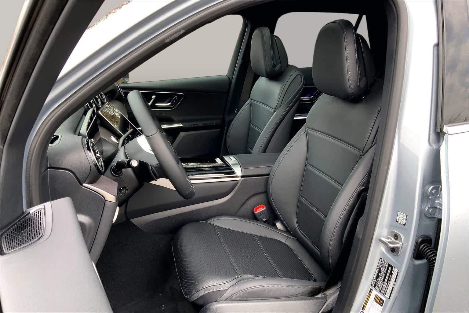 New 2026 Cirrus Silver Metallic Mercedes-Benz GLC 300 image 12