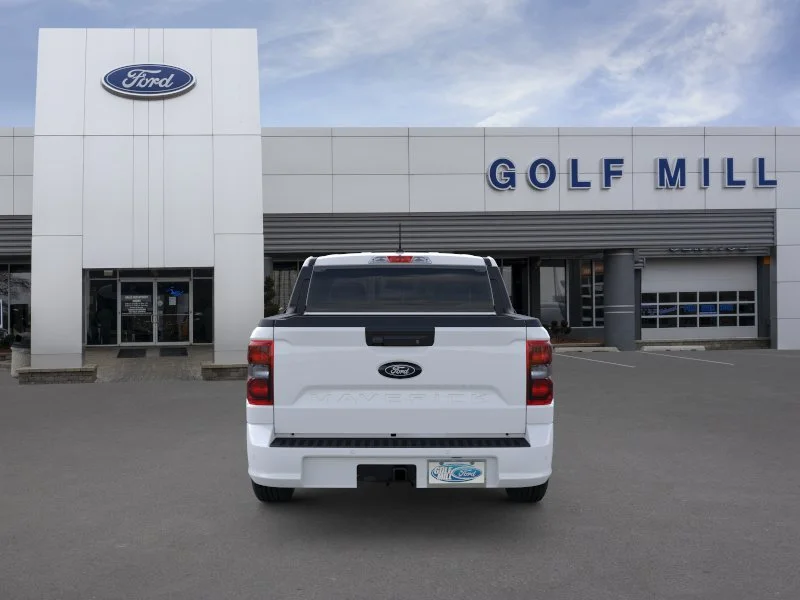 New 2025 Oxford White Ford Lobo High image 4