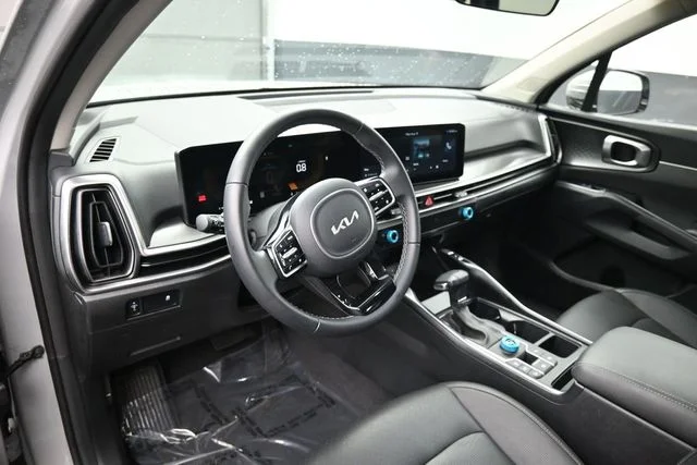 Used 2025 Gray Kia S image 27
