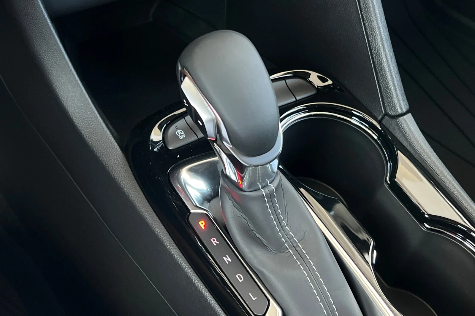 2026 Buick Encore GX Sport Touring - Photo 23