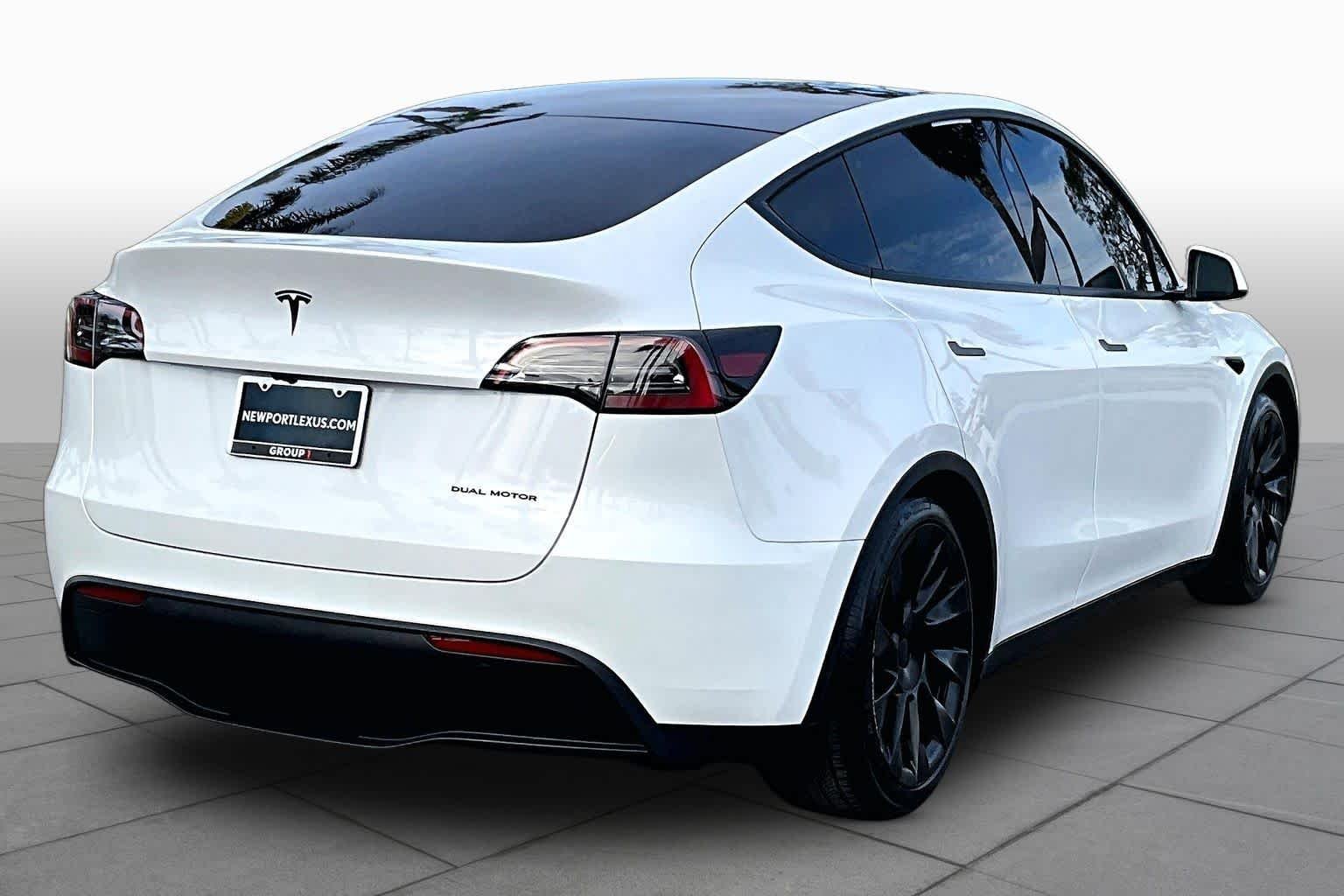 Used 2024 Pearl White Multi-Coat Tesla Long Range image 12