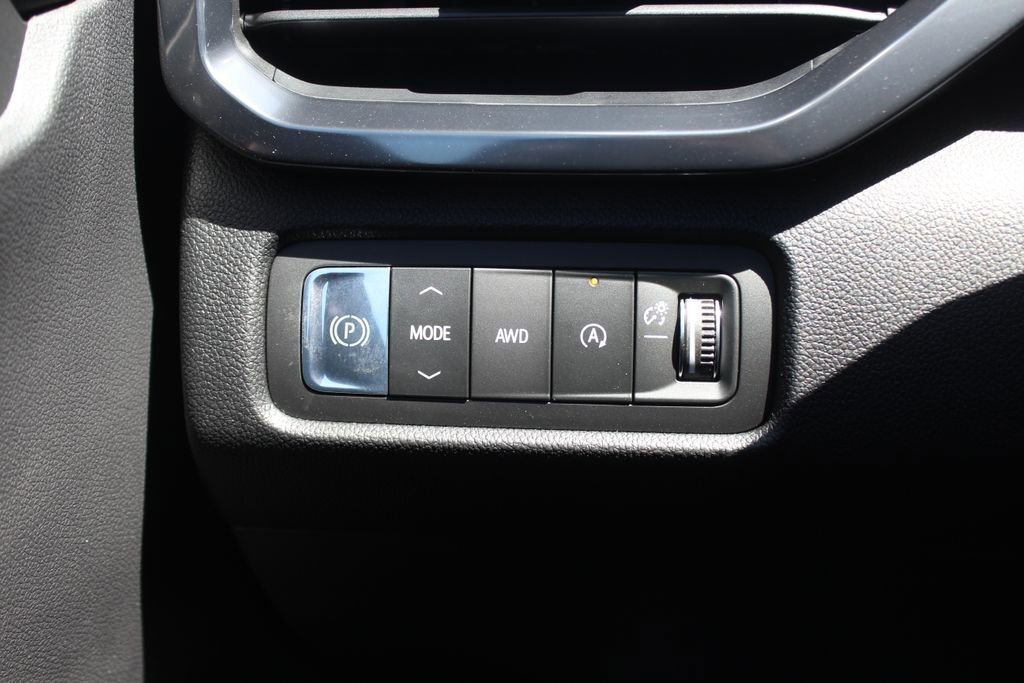 2026 GMC Acadia AT4 - Photo 20