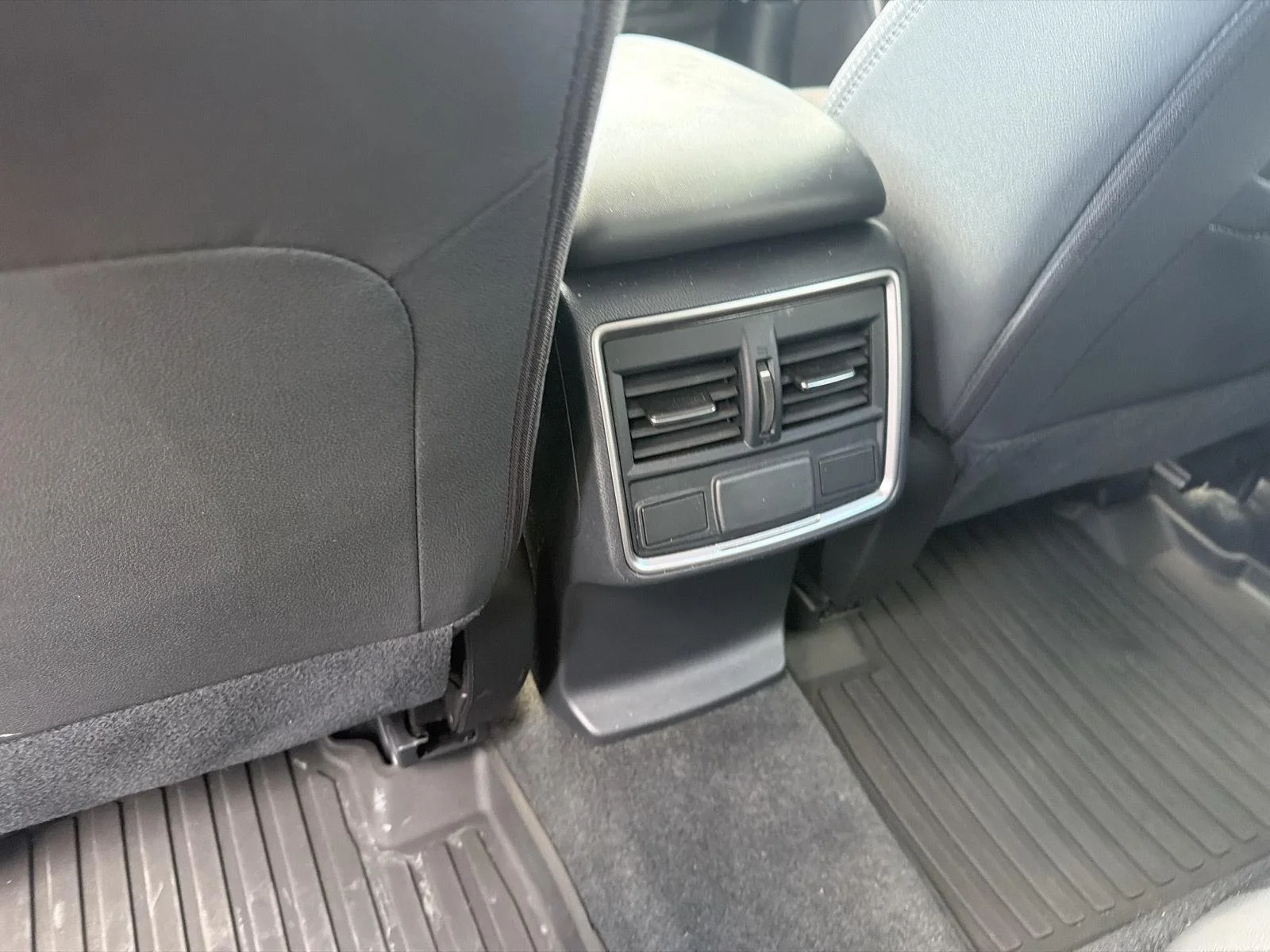 Used 2022 Magnetite Gray Metallic Subaru Premium image 19