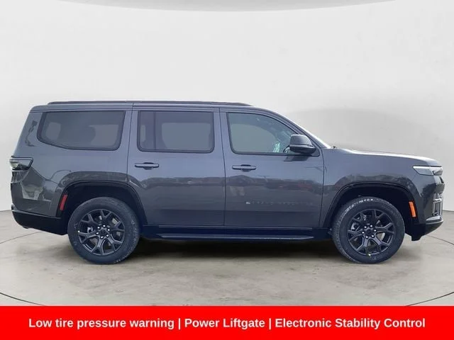 New 2026 Gray Metallic Jeep LIMITED ALTITUDE 4X4 image 7