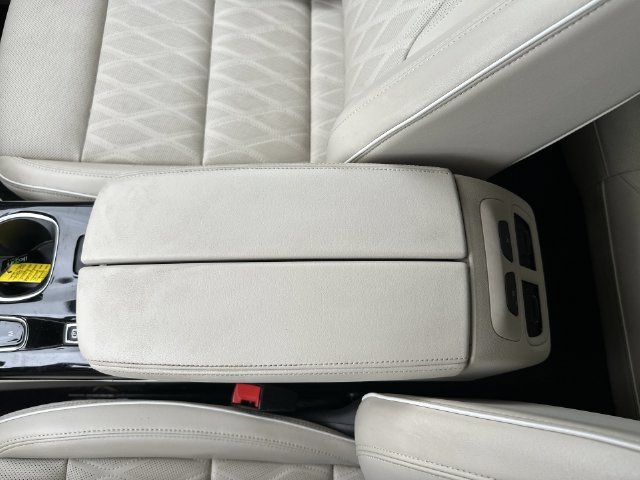 Used 2023 Ebony Twilight Metallic Buick Avenir image 32
