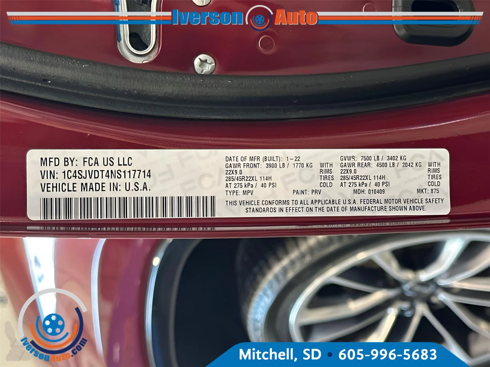 Used 2022 Velvet Red Pearlcoat Jeep Series III image 12