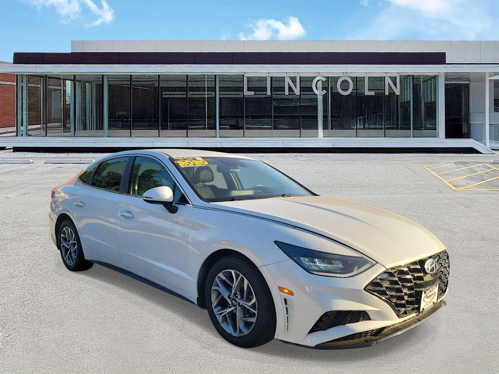 Used 2020 White Hyundai SEL image 2