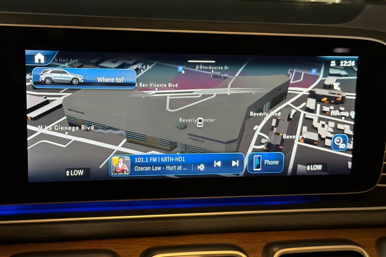 New 2026 Polar White Mercedes-Benz GLE 450 4MATIC® SUV image 18
