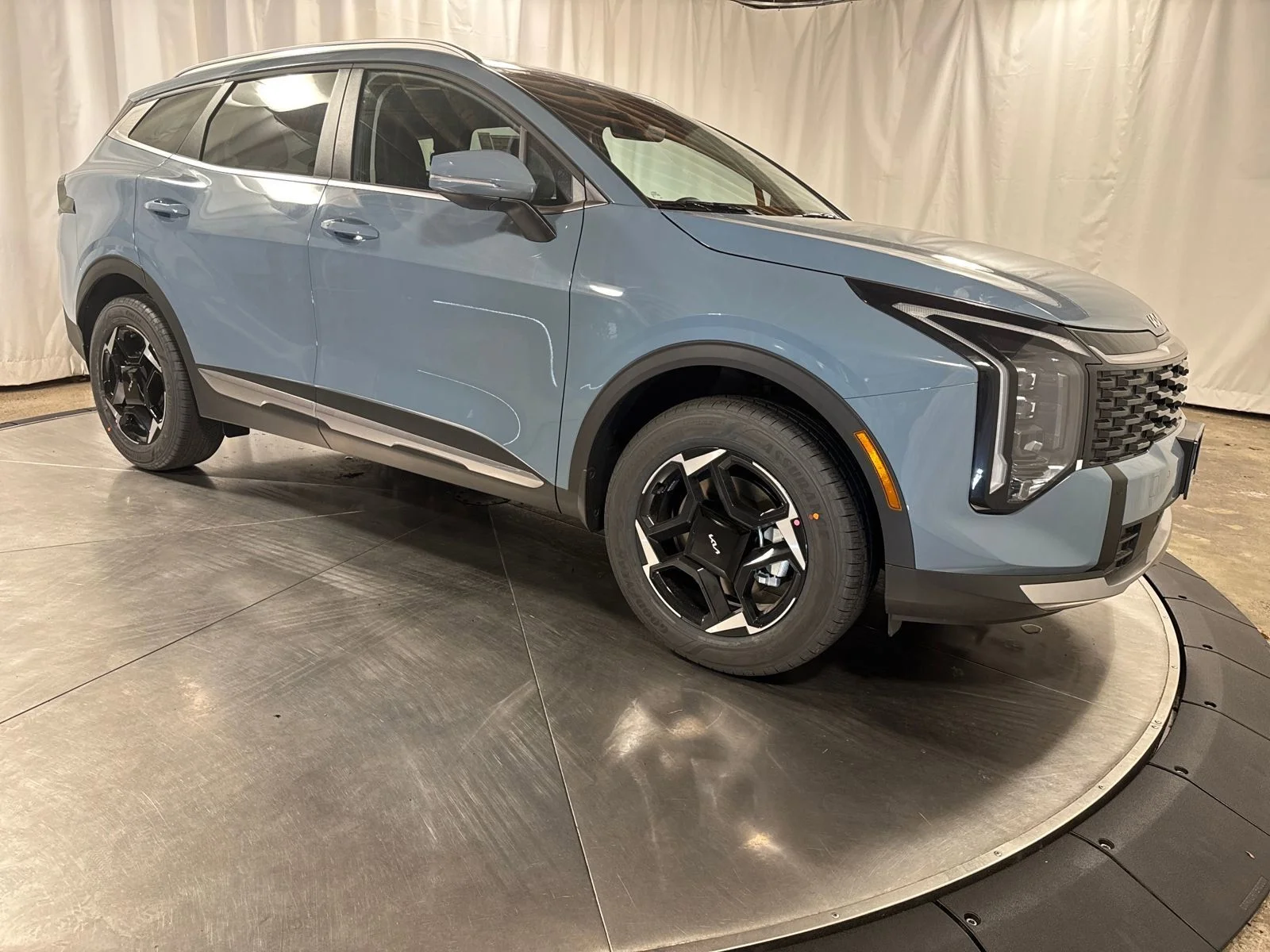 New 2026 Heritage Blue Kia EX image 10