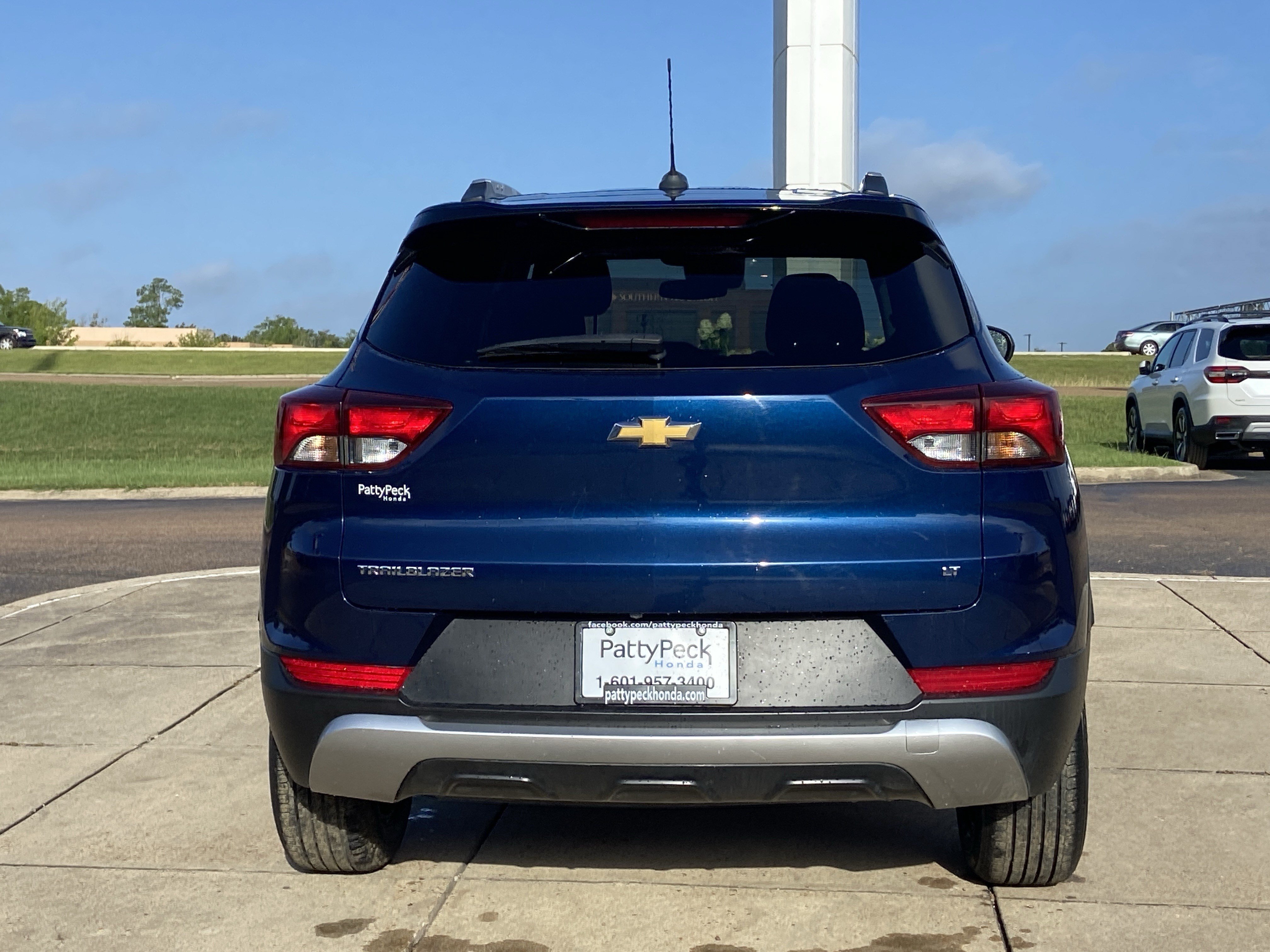 Used 2023 Blue Glow Metallic Chevrolet LT image 10