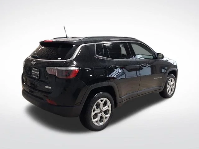New 2026 Black Jeep Latitude image 25