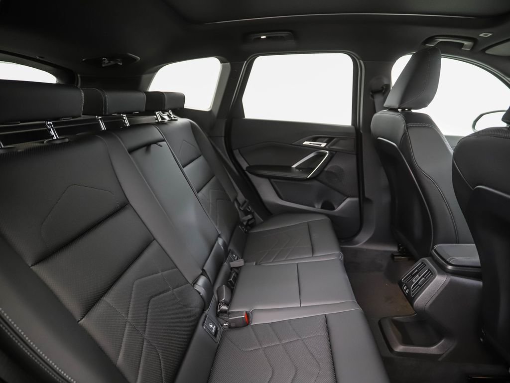 New 2027 Jet Black BMW xDrive28i image 27