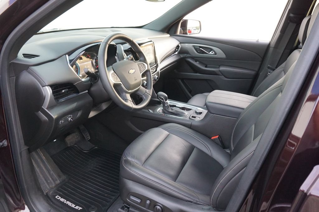 Used 2023 Red Chevrolet LT Leather image 9