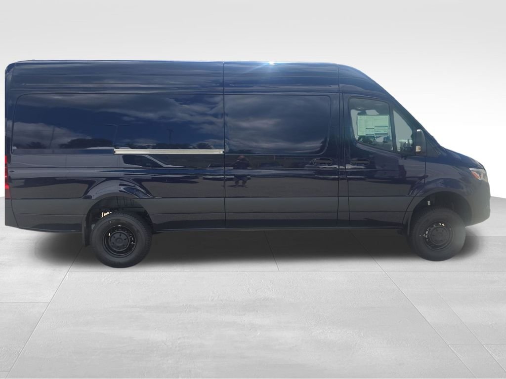 New 2026 Cavansite Blue Metallic Mercedes-Benz Cargo 170 WB image 6