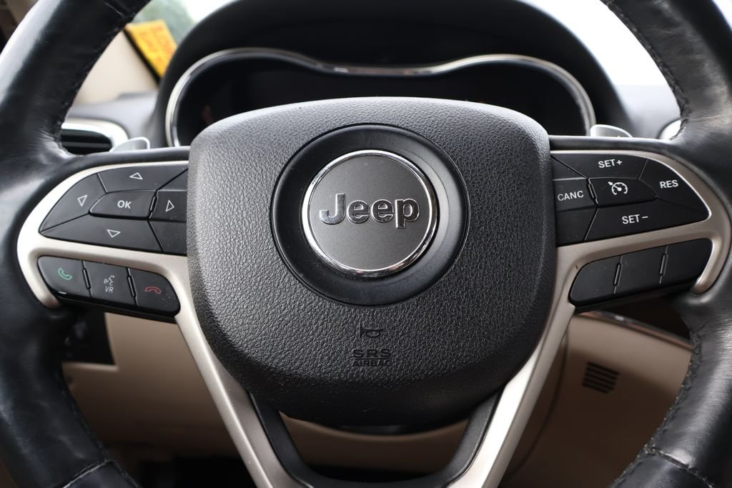 Used 2017 White Jeep Limited image 20