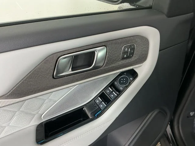 New 2026 Agate Black Metallic Ford Platinum image 16