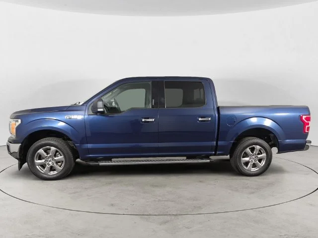 Used 2018 Blue Ford XLT image 8
