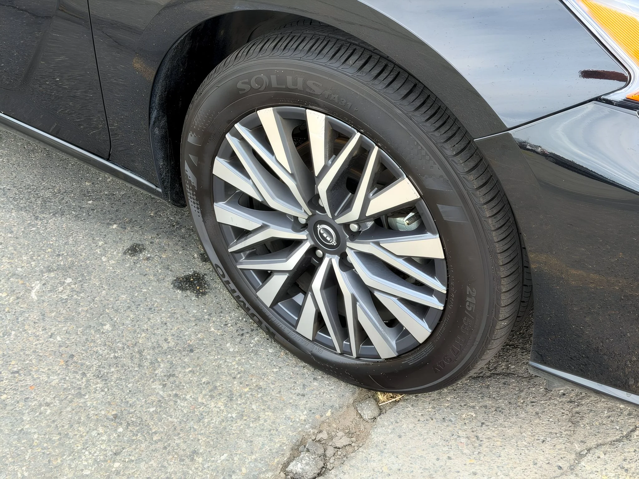 2025 Nissan Altima SV - Photo 10
