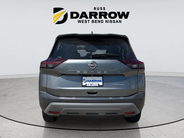 Used 2023 Gray Nissan SV image 4