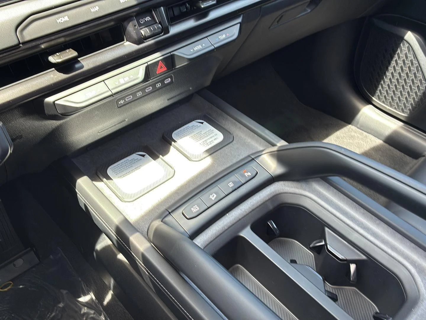 New 2027 Terrain Brown Matte Kia X-Line EX image 13