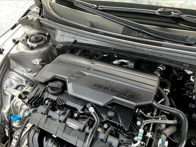 Used 2025 Gray Kia LXS image 32