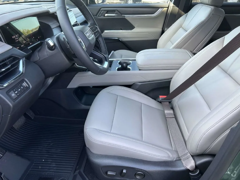 New 2027 Trailstone Green Metallic GMC Elevation image 17