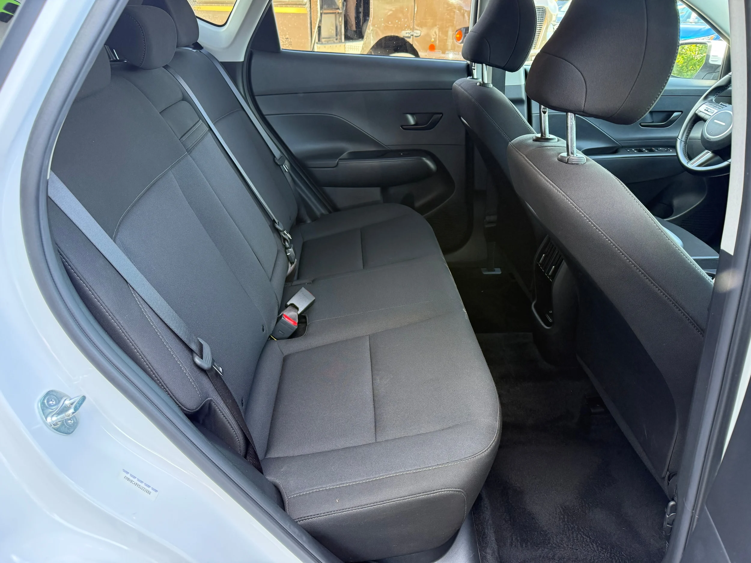 Used 2025 Atlas White Hyundai SEL image 23