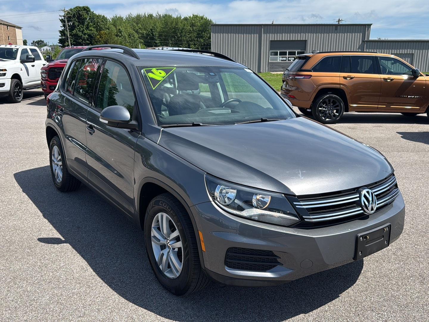 Used 2016 Volkswagen Tiguan S with VIN WVGBV7AX9GW560665 for sale in Corydon, IN