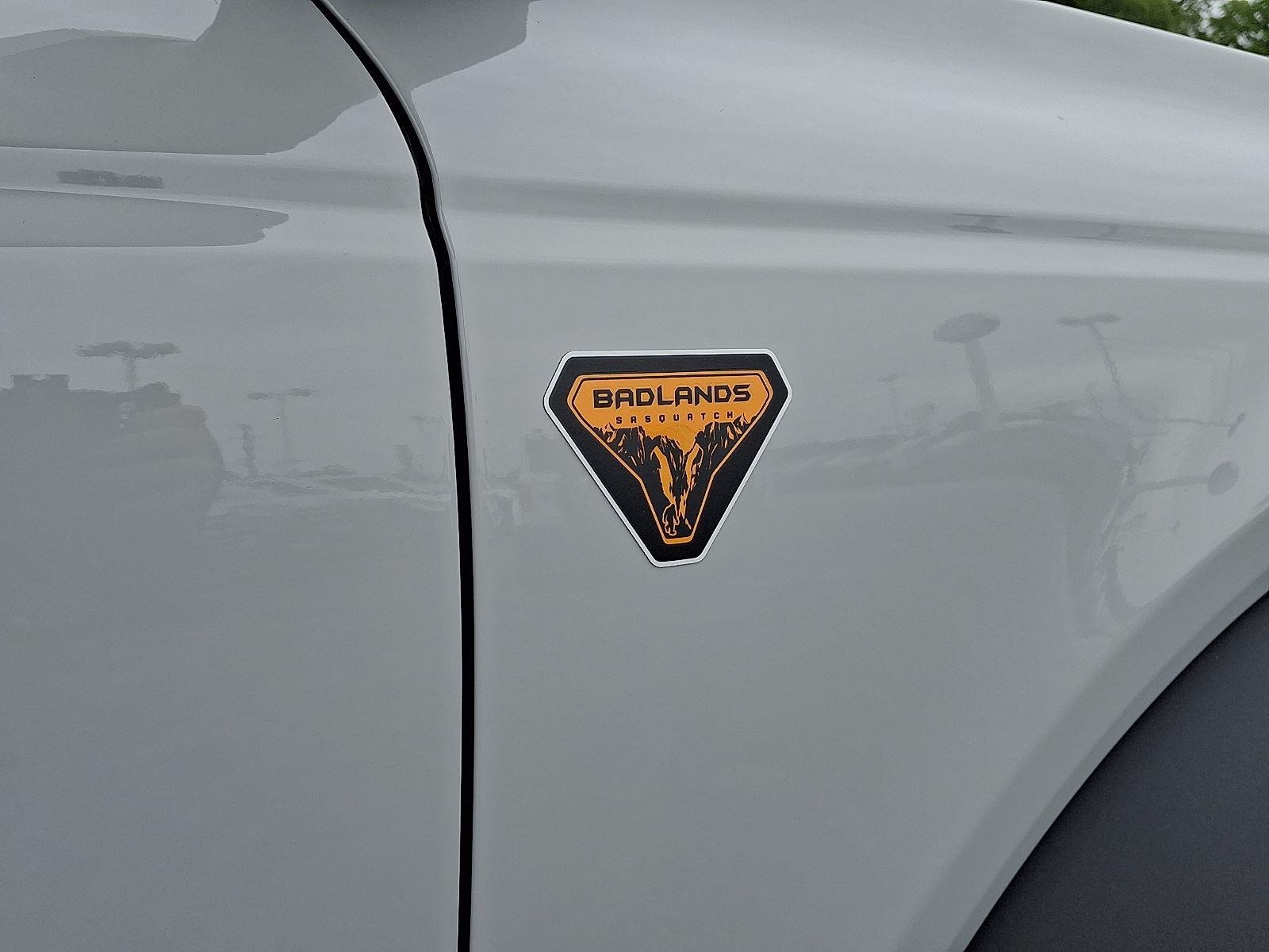 New 2026 Avalanche Gray Ford Badlands® image 20