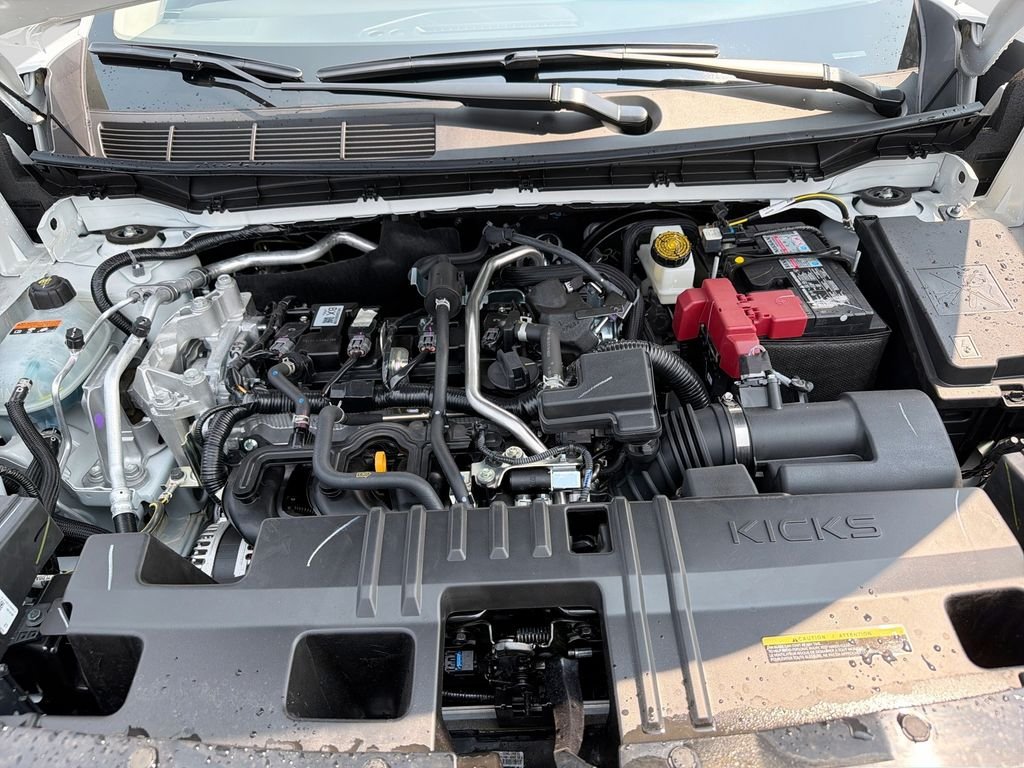 New 2026 Aspen White Nissan SR image 12