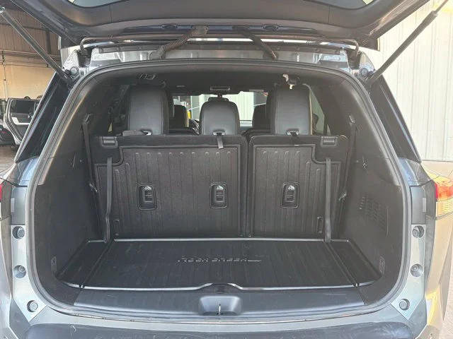 Used 2024 Gray Nissan Rock Creek image 9