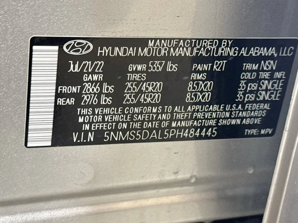 Used 2023 Silver Hyundai Calligraphy image 42