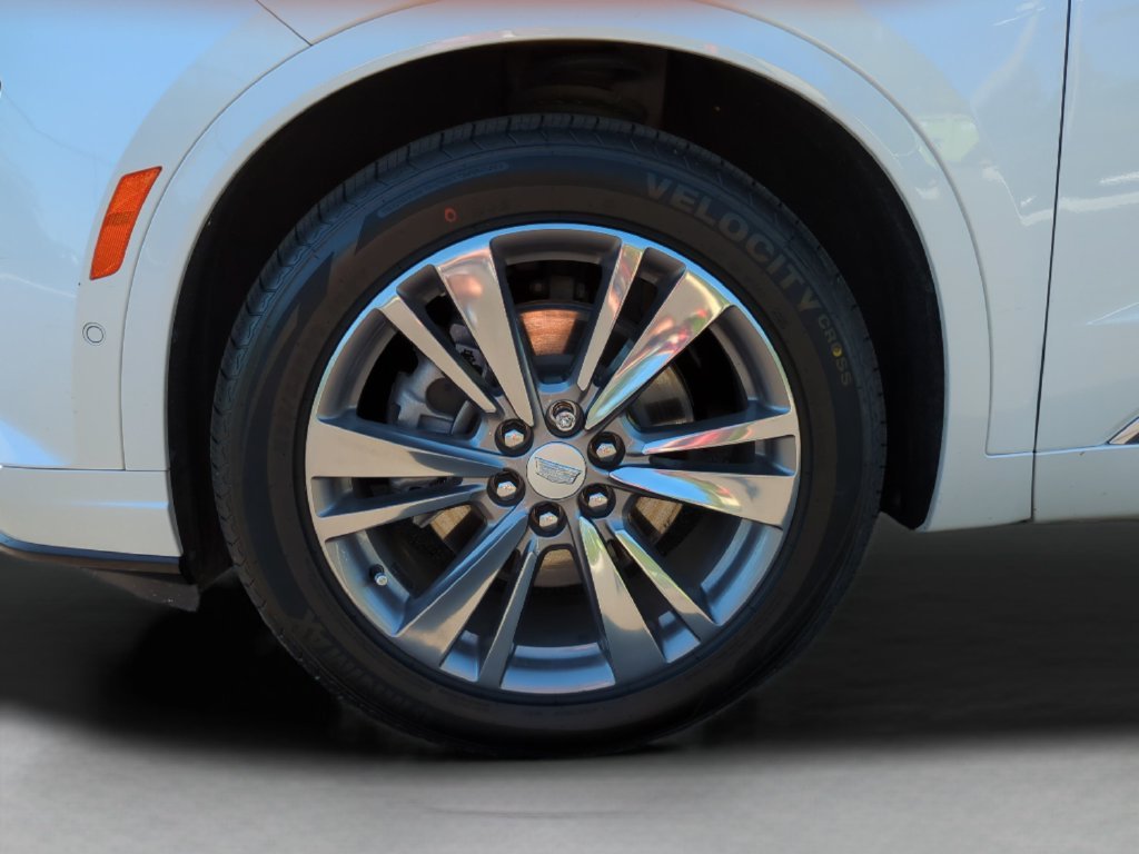 Used 2022 White Cadillac Premium Luxury image 26