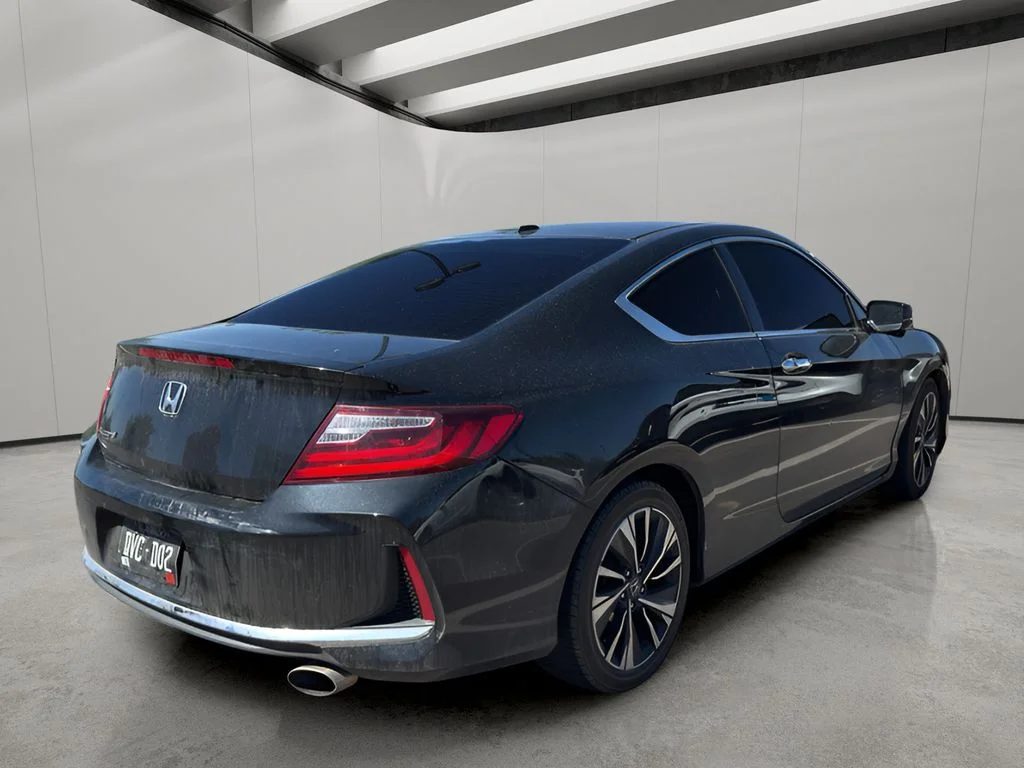 Used 2017 Crystal Black Pearl Honda EX image 5