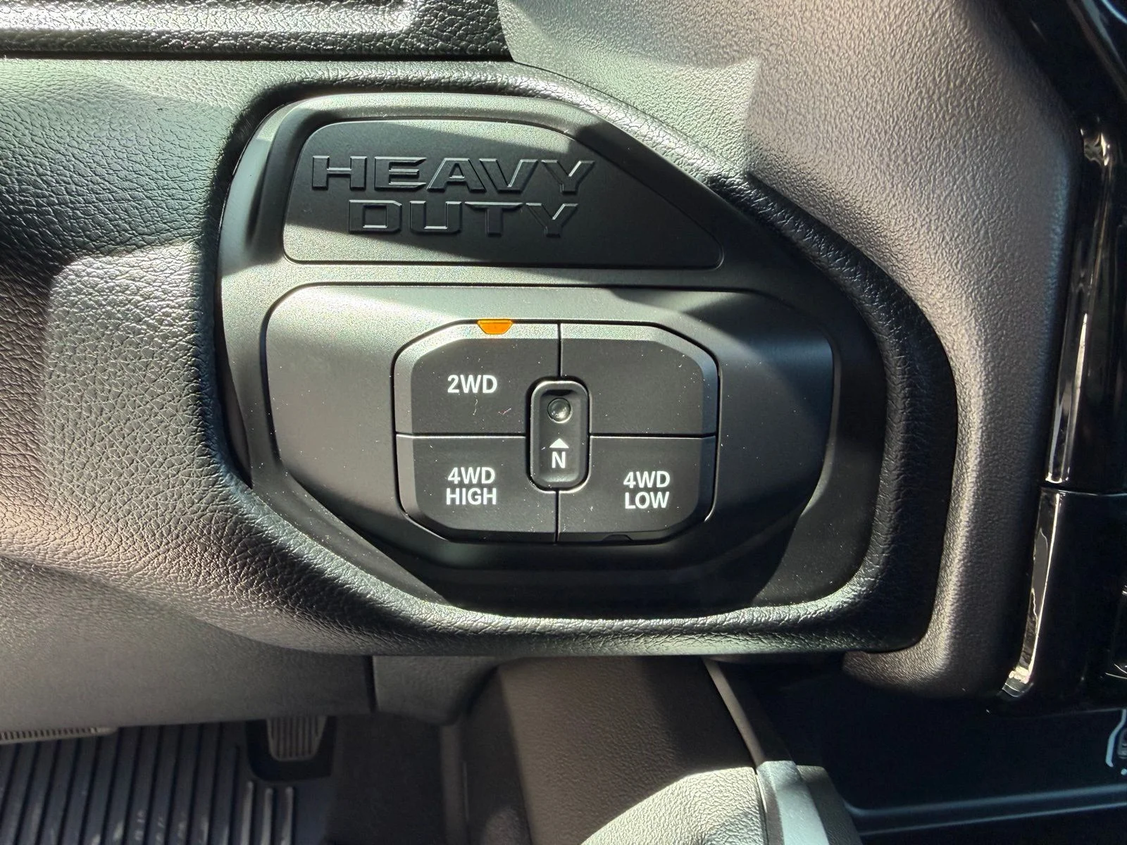 New 2026 Ceramic Gray Clear-Coat Exterior Paint RAM Laramie image 22