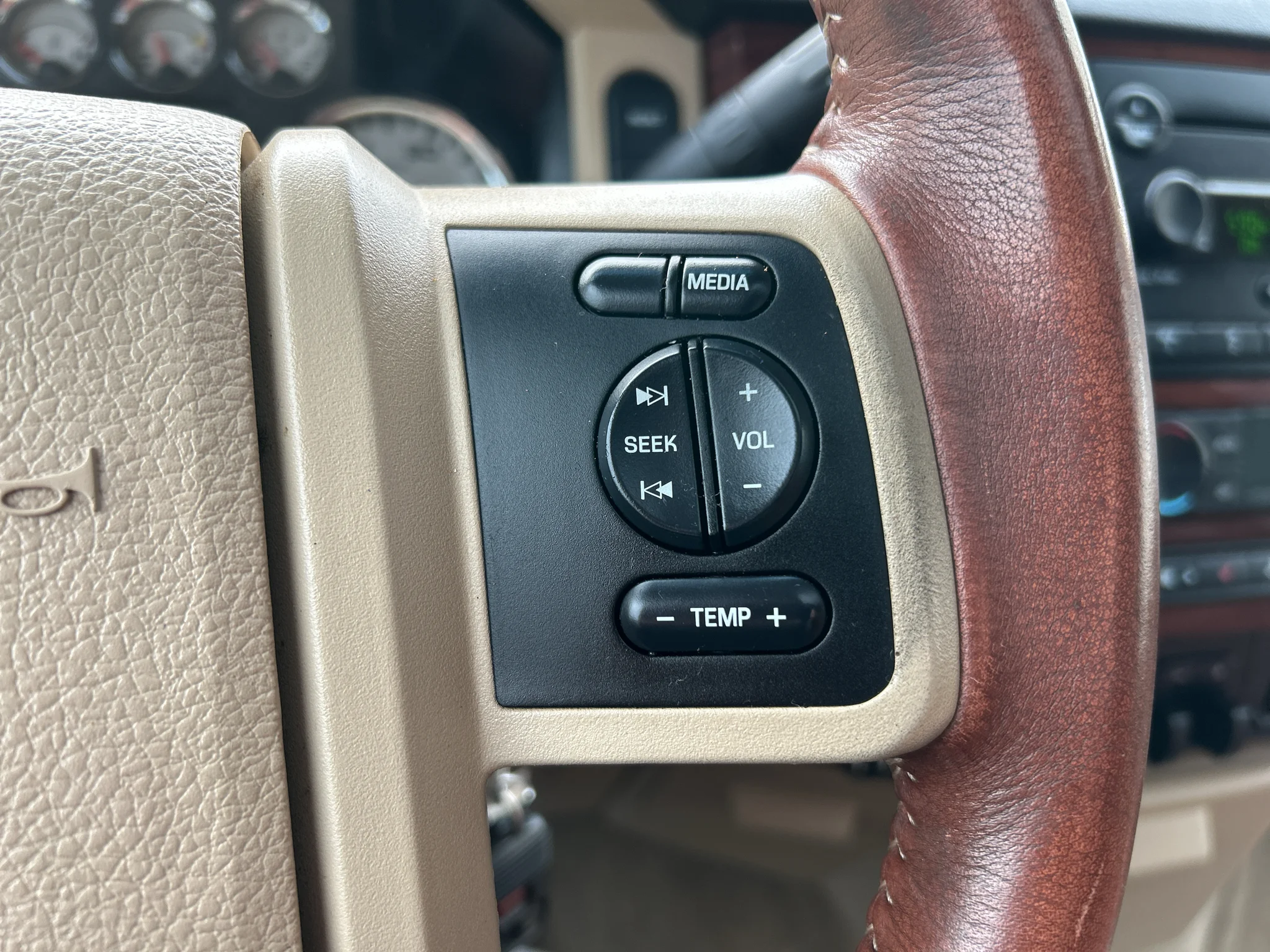 Used 2008 Dark Blue Pearl Clearcoat Metallic Ford King Ranch image 15