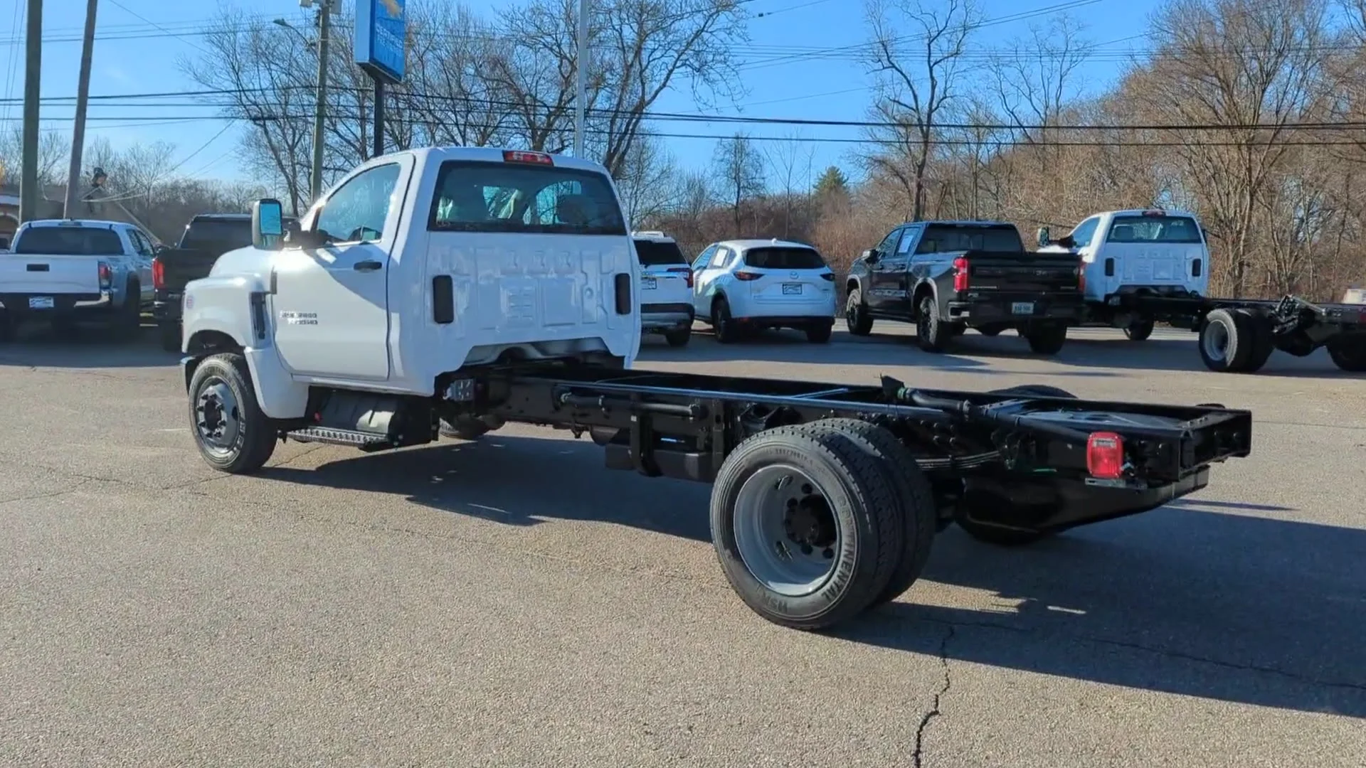 New 2023 Summit White Chevrolet Work Truck image 11
