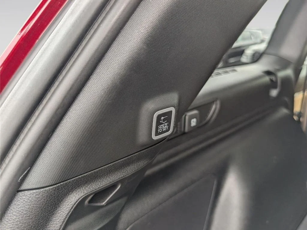 Used 2022 Velvet Red Pearlcoat Jeep 4xe image 14