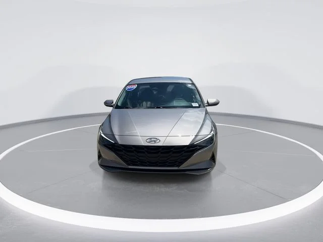 Used 2023 Silver Hyundai Blue image 2