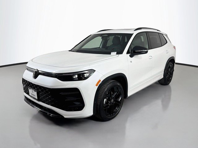 New 2026 Volkswagen Tiguan SE R-Line Black