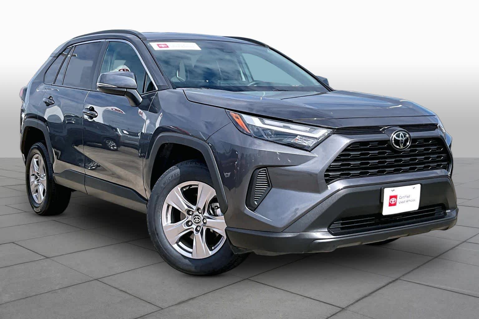Certified Used 2025 Magnetic Gray Metallic Toyota XLE image 3