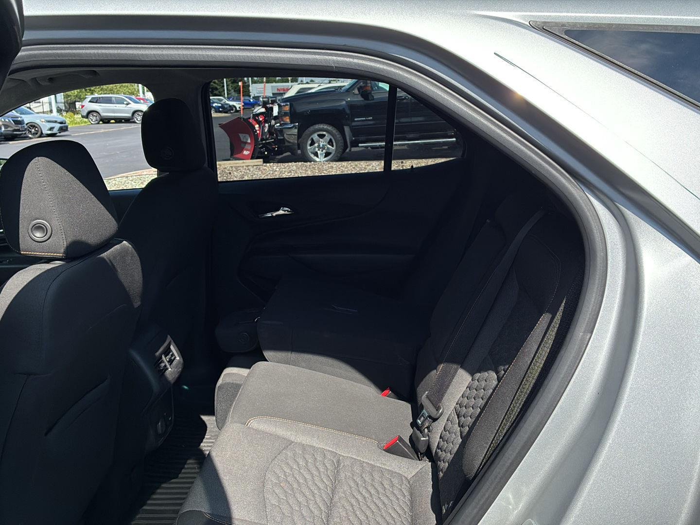 Used 2018  Chevrolet  image 8
