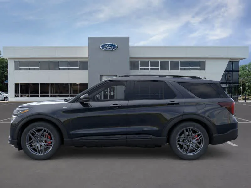 New 2026 Agate Black Metallic Ford ST-Line image 3