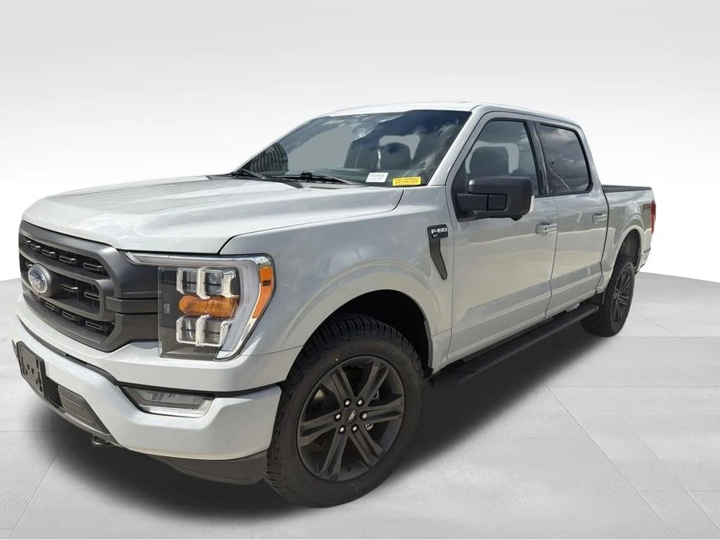 Used 2023 Avalanche Ford XLT image 7