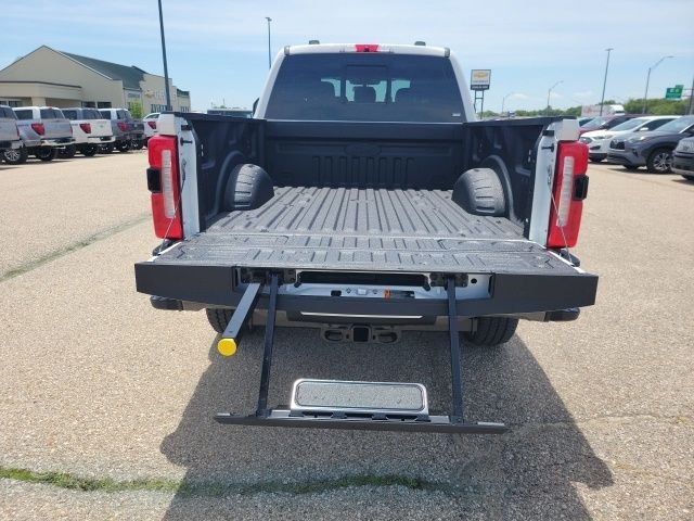 New 2026 White Ford King Ranch image 33